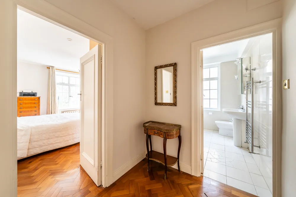 42 Cheyne Walk, London, SW3