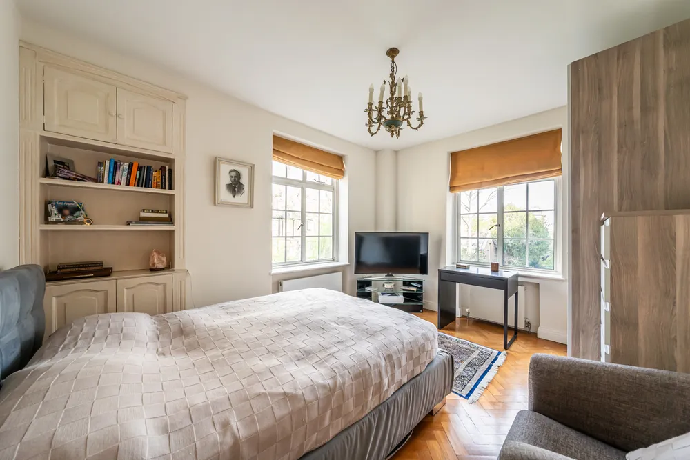 42 Cheyne Walk, London, SW3