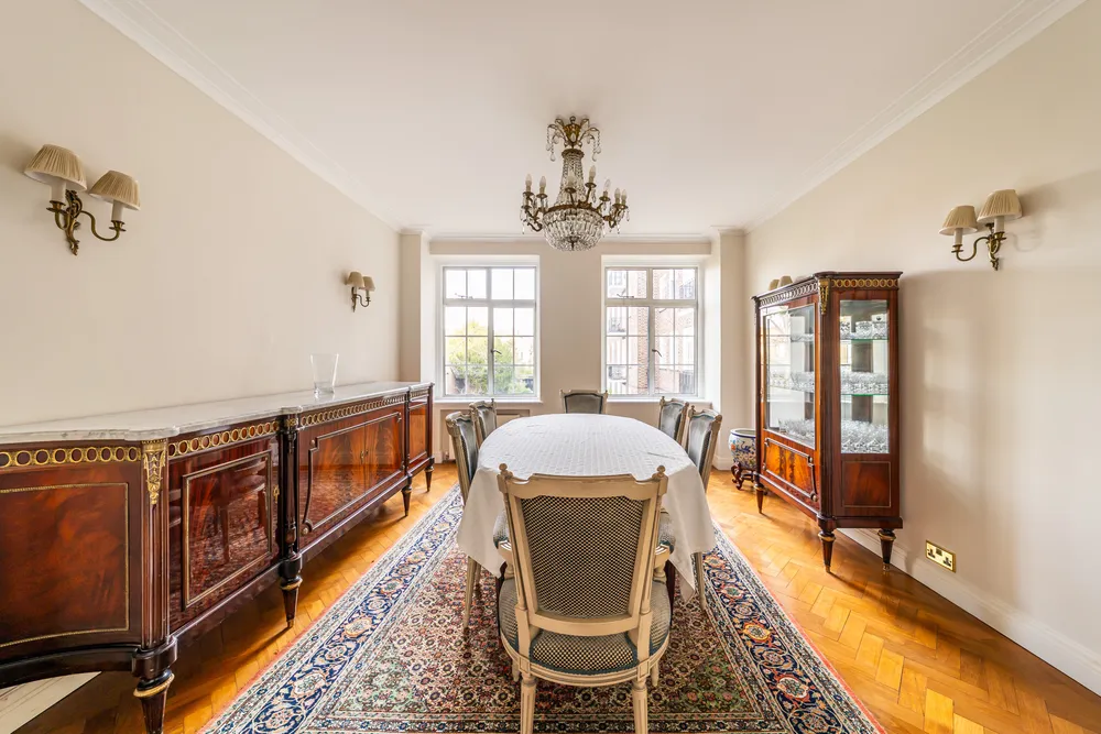 42 Cheyne Walk, London, SW3