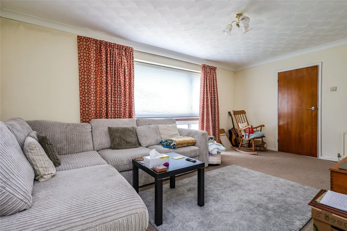 Oak Tree Drive, Liss, Hampshire, GU33