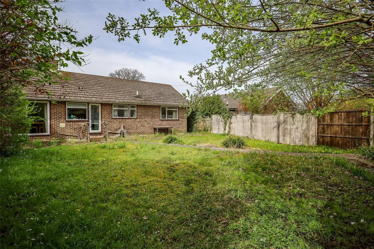 Oak Tree Drive, Liss, Hampshire, GU33