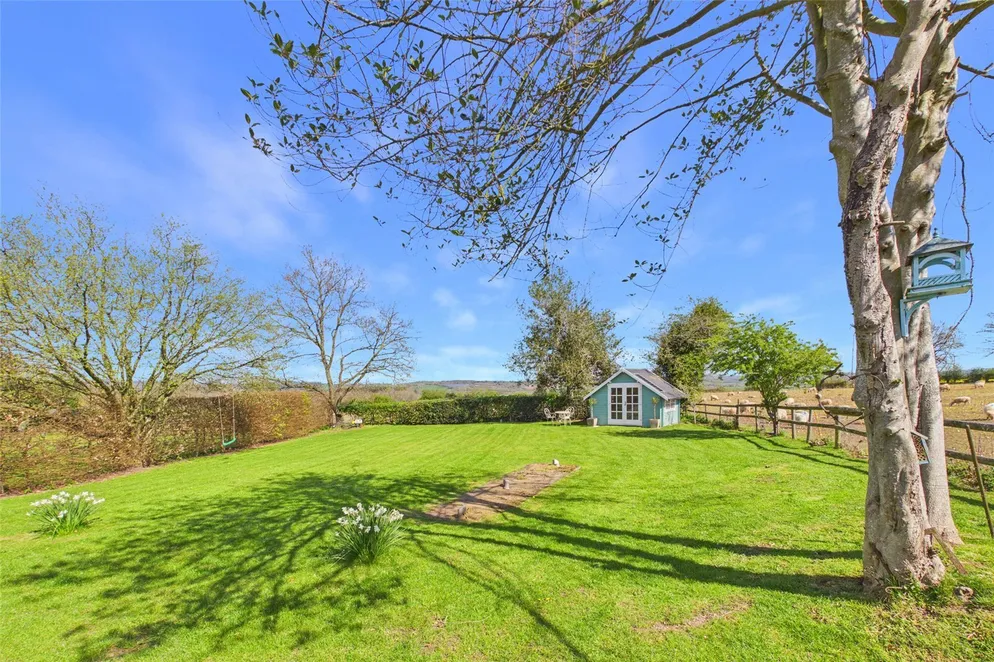 Property carousel item 39