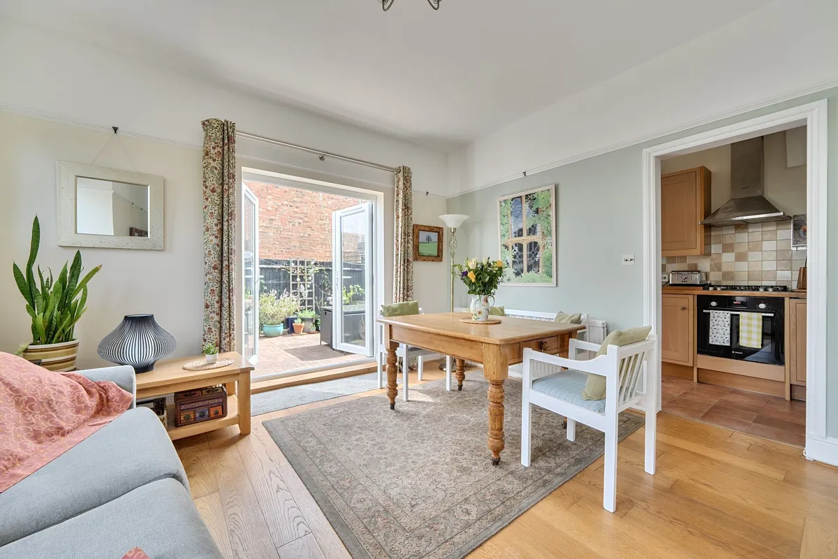 Victoria Road, New Barnet, EN4
