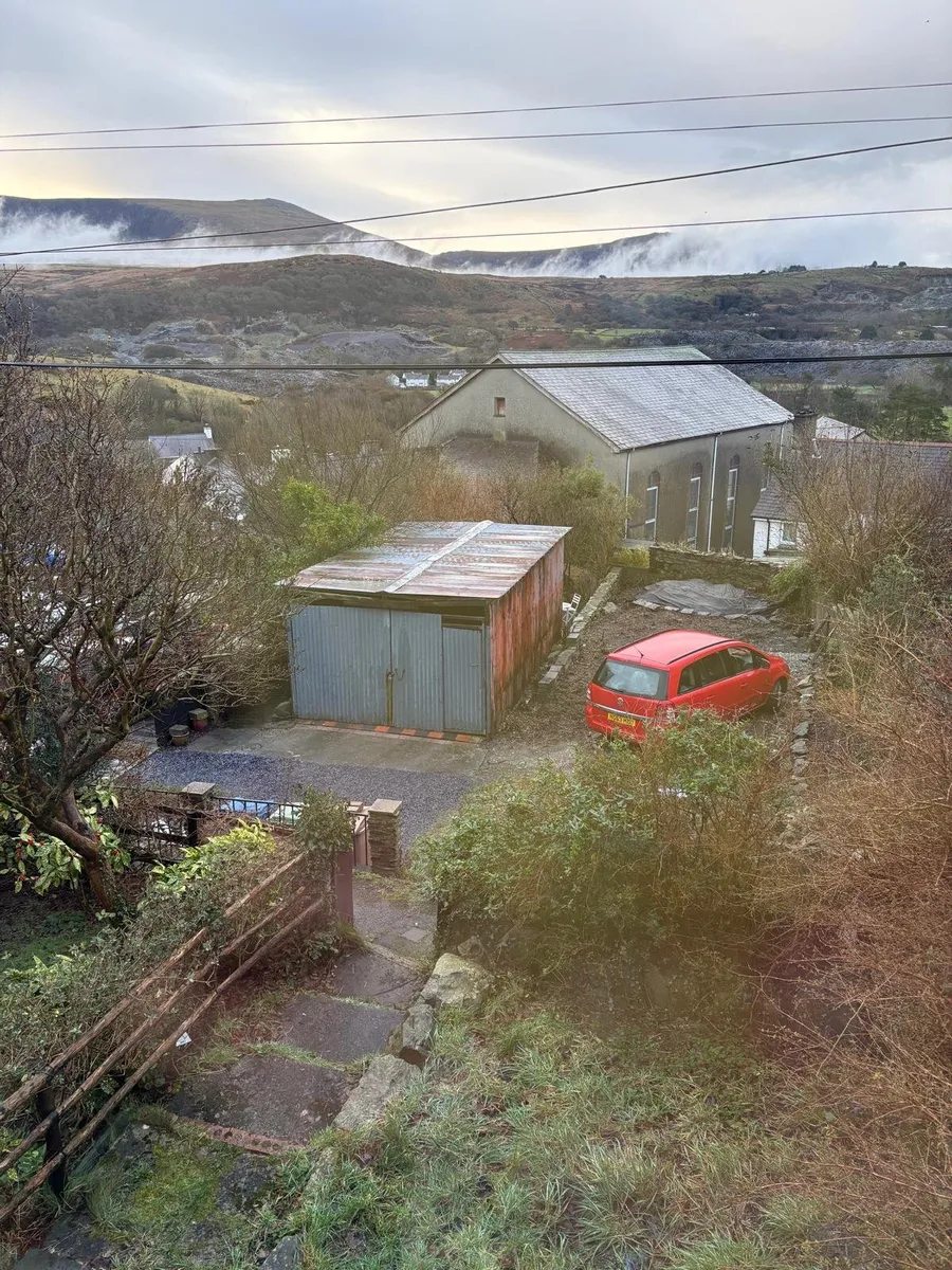 Bryn Derwen Terrace, Talysarn, Caernarfon, Gwynedd, LL54