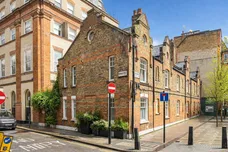 Newton Street, London