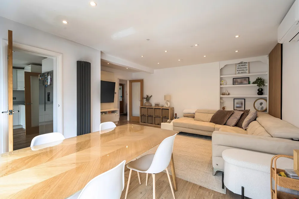 Kerrill Avenue, Coulsdon, CR5
