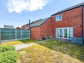 Francome Drive, Bramshall, Uttoxeter thumb 2