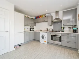 Francome Drive, Bramshall, Uttoxeter thumb 3
