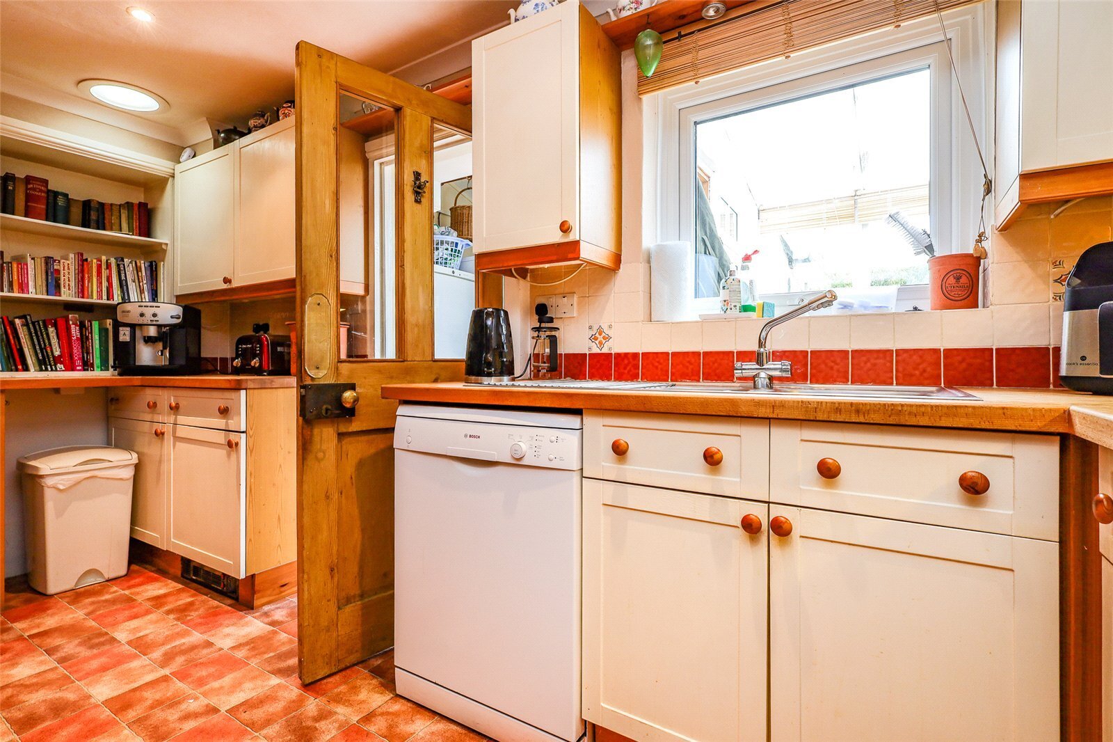School Lane, Liss, Hampshire, GU33 Image 8
