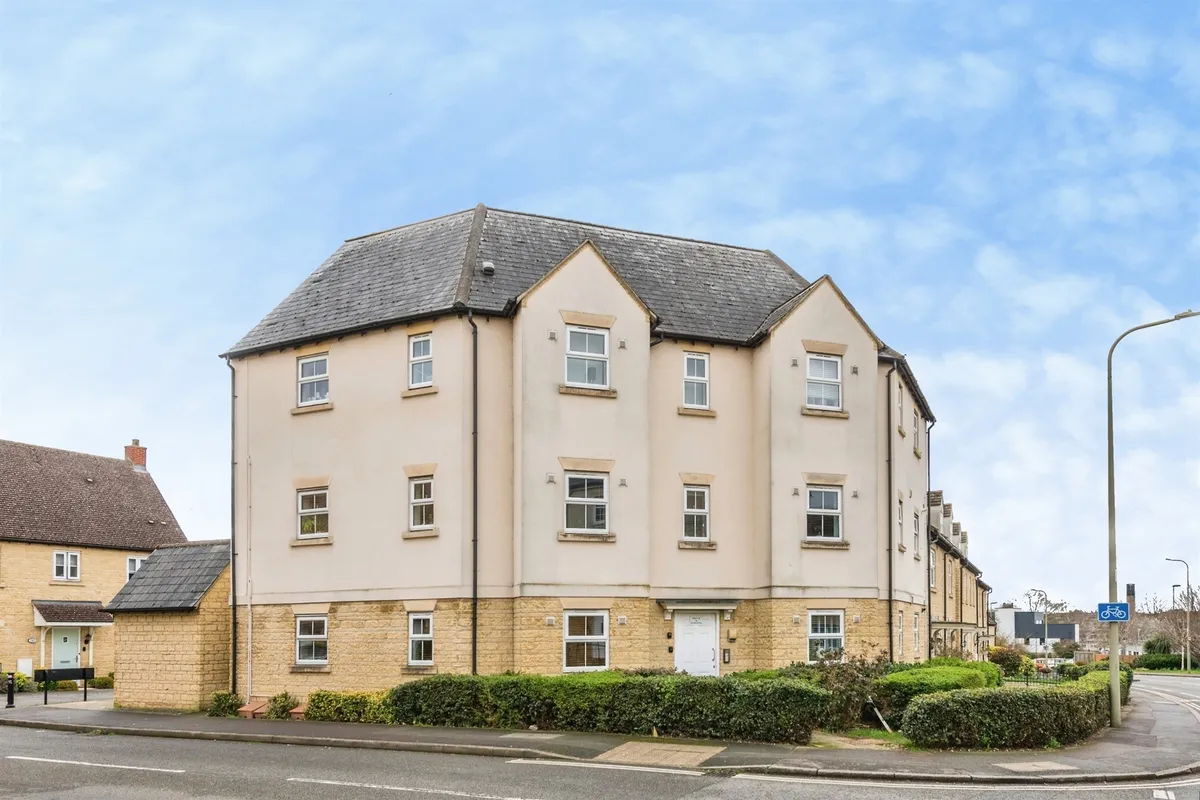 Woodford Way, Witney