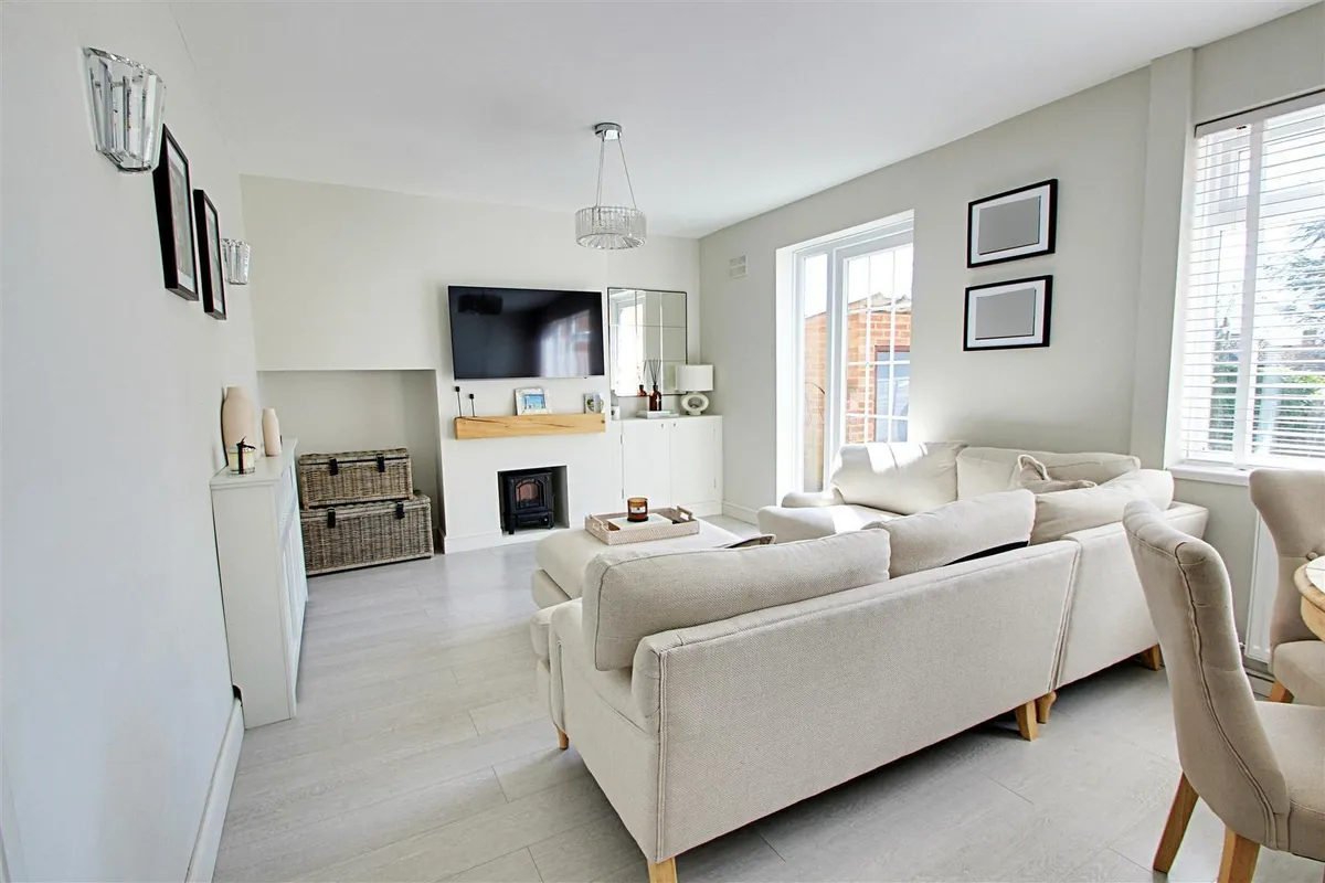 Pond Road, Hemel Hempstead