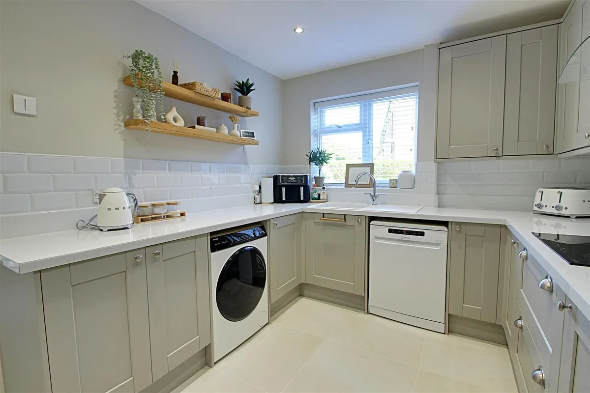 Pond Road, Hemel Hempstead