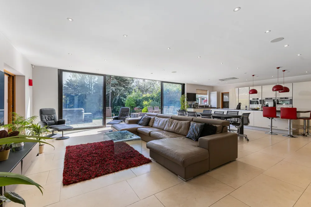 Valencia Road, Stanmore, HA7