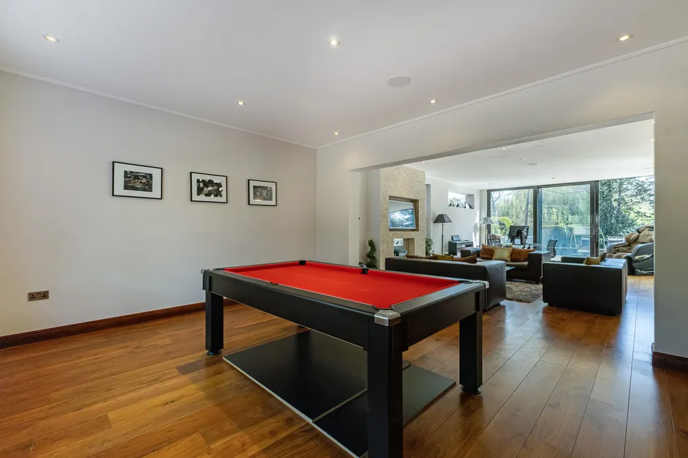 Valencia Road, Stanmore, HA7