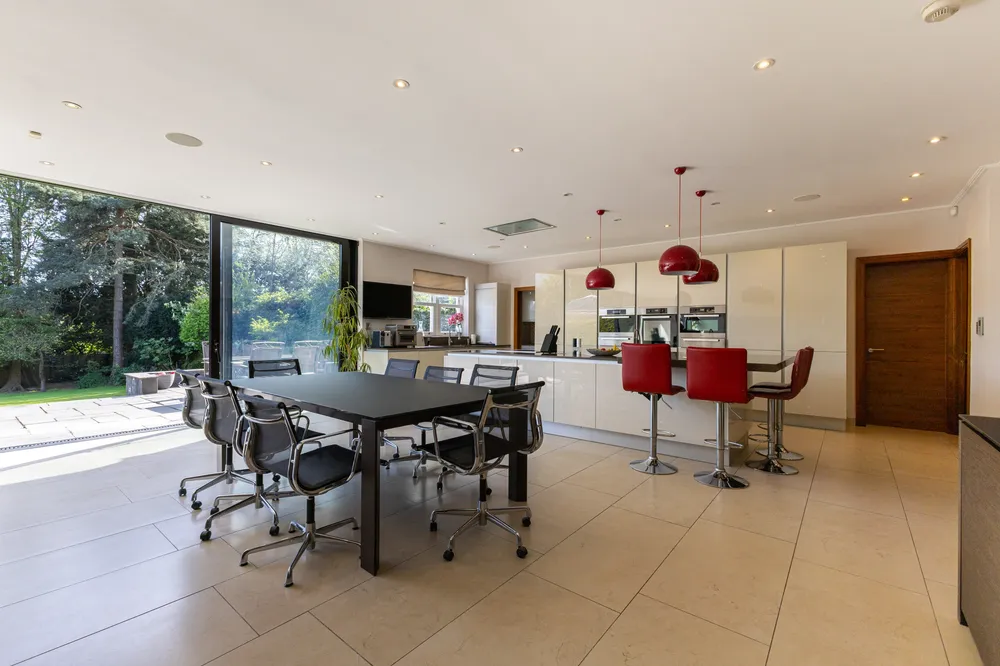 Valencia Road, Stanmore, HA7