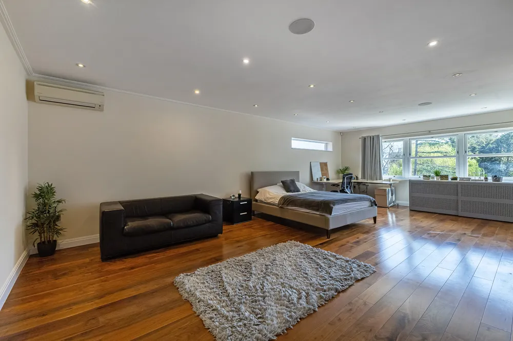 Valencia Road, Stanmore, HA7