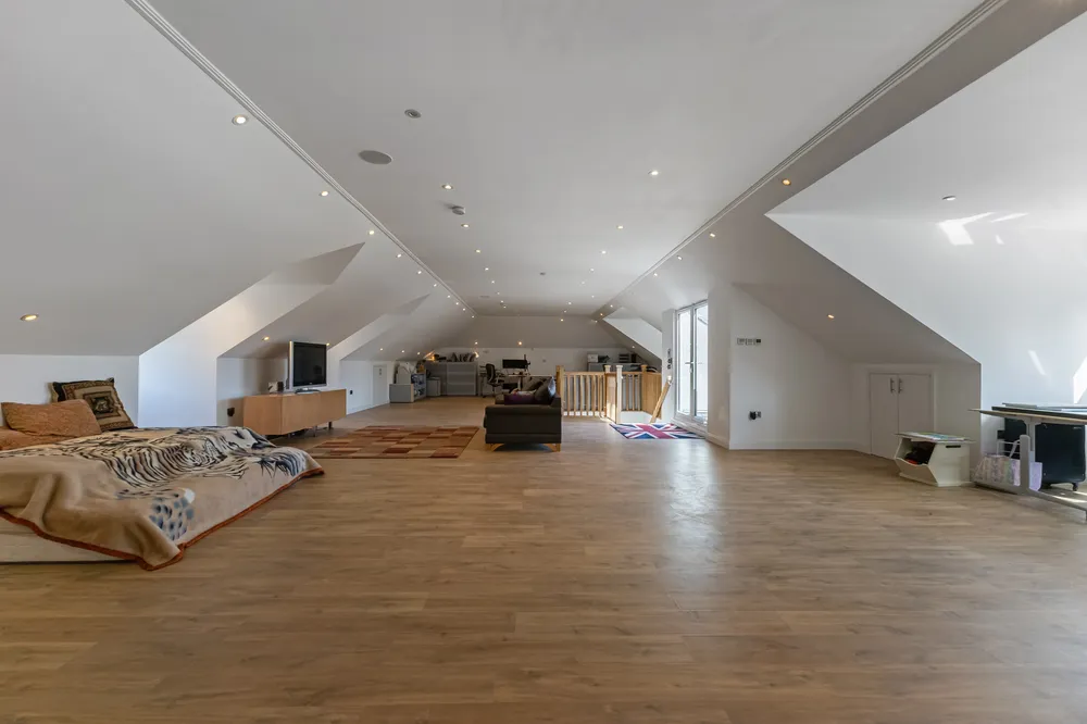 Valencia Road, Stanmore, HA7
