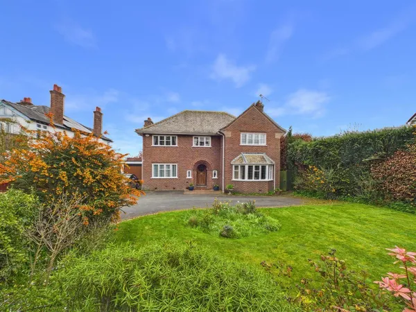 Fairbourne, Croeswylan Lane, Oswestry