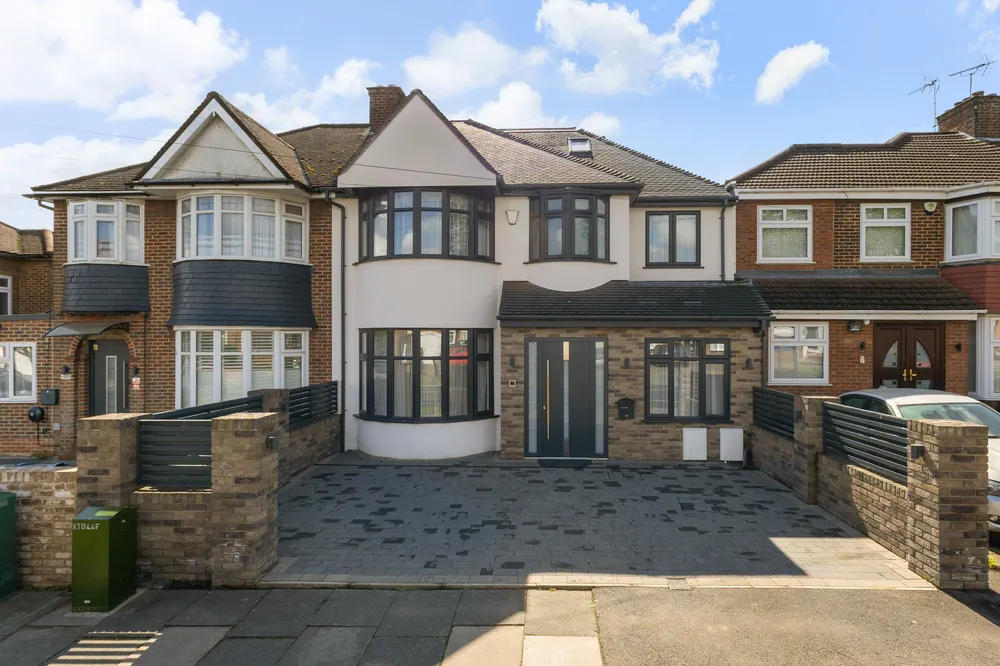 Wemborough Road, Stanmore, HA7