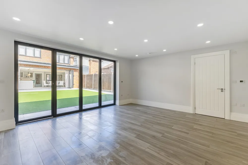 Wemborough Road, Stanmore, HA7