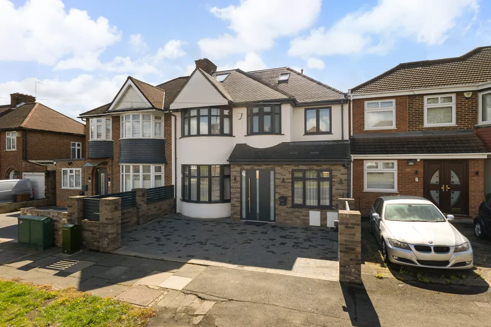 Wemborough Road, Stanmore, HA7