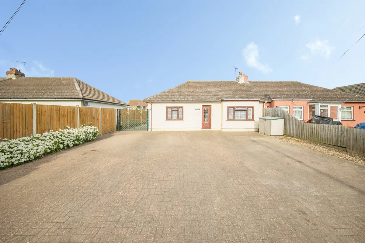Jaywick Lane, Clacton-On-Sea