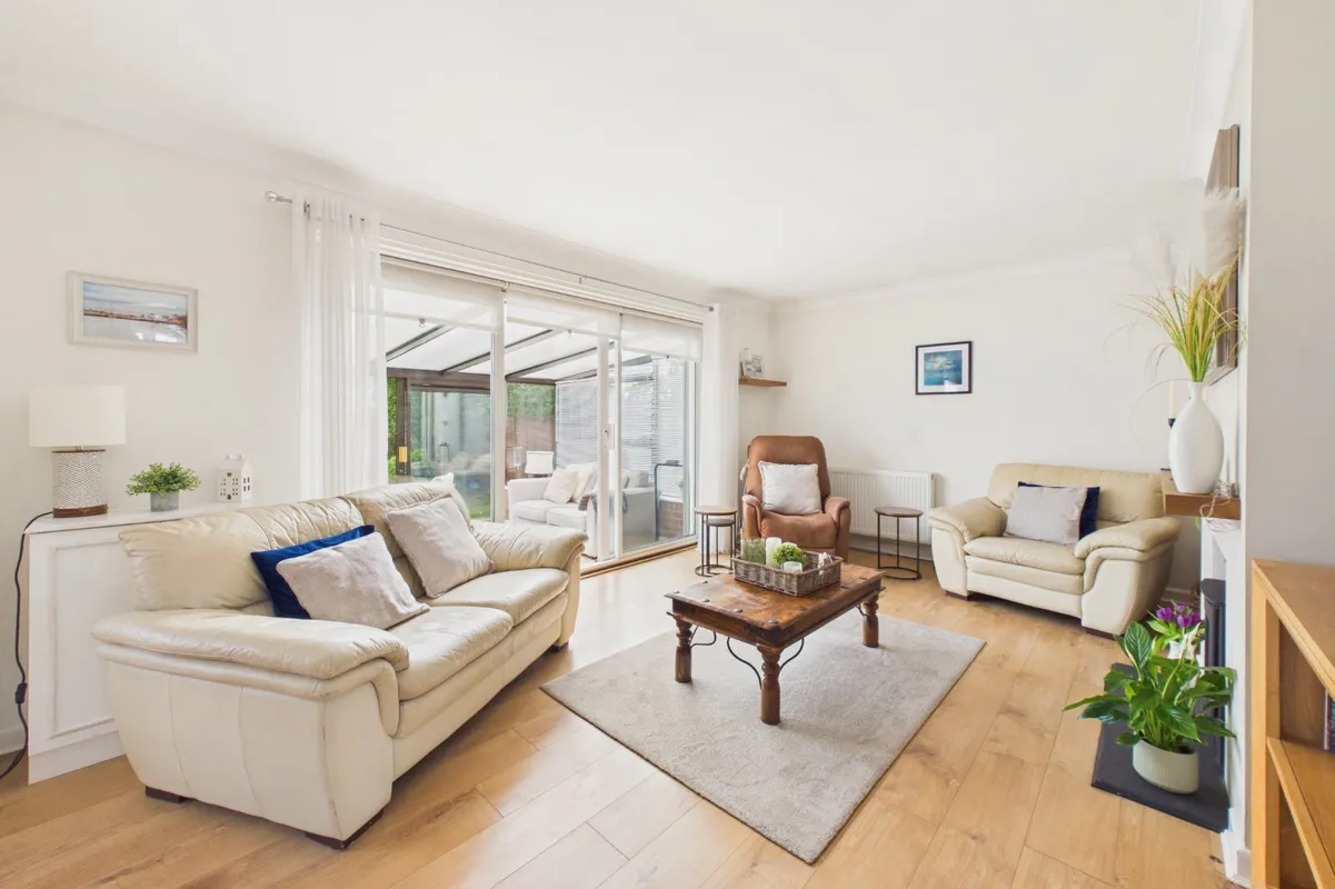 2 bedroom property for sale in Steepleton Road, Broadstone, Dorset ...
