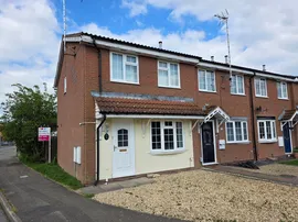 Crocus Drive, Aylesbury photo