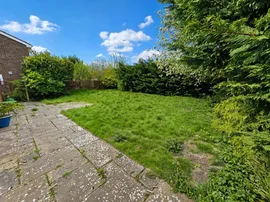 Langdon Avenue, Aylesbury thumb 2
