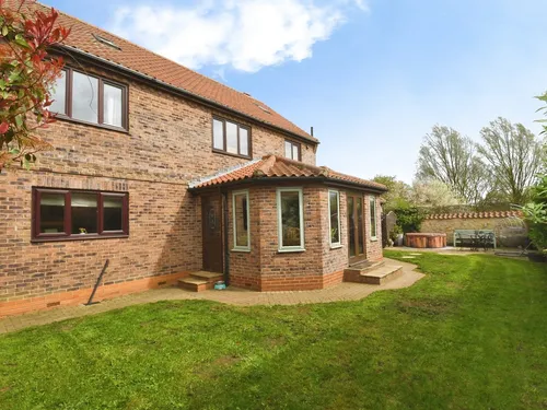 Meadow Court, Grayingham, Gainsboroughphoto
