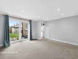 The Parade, Spa Drive, Epsom thumb 3