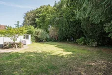 St. Normans Way, Epsom, KT17 photo 15