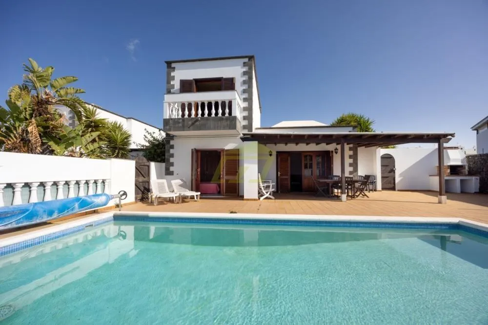 Video tour for Lanzarote, Tias,