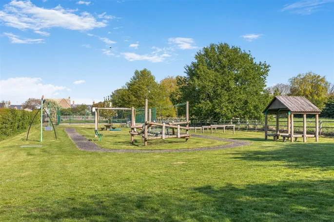 Property carousel image 14