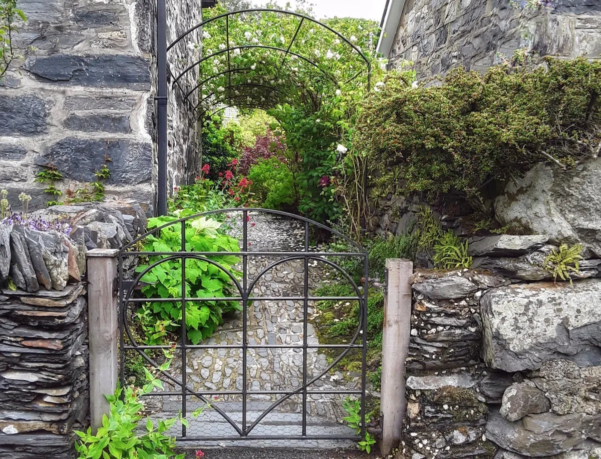 Nantmor, Caernarfon, Gwynedd, LL55