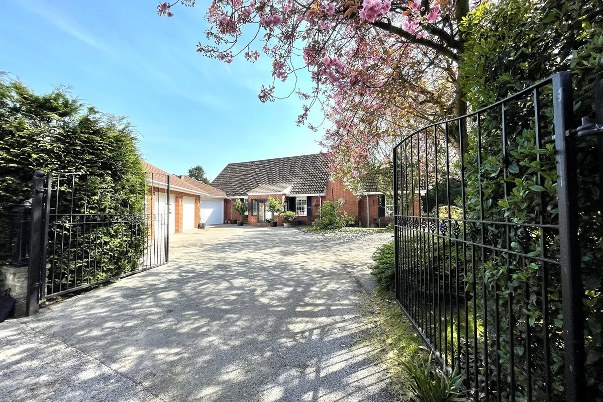 Blyth Hall, Blyth, Worksop