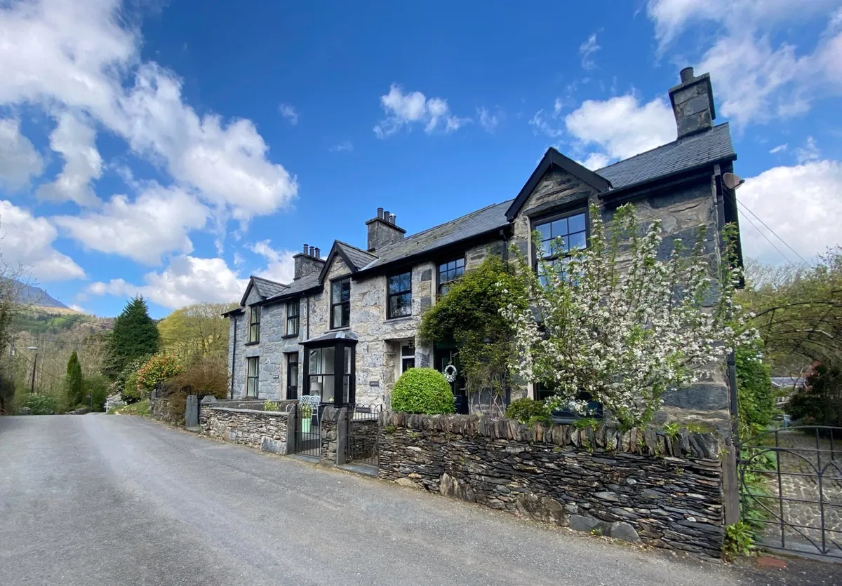Nantmor, Caernarfon, Gwynedd, LL55