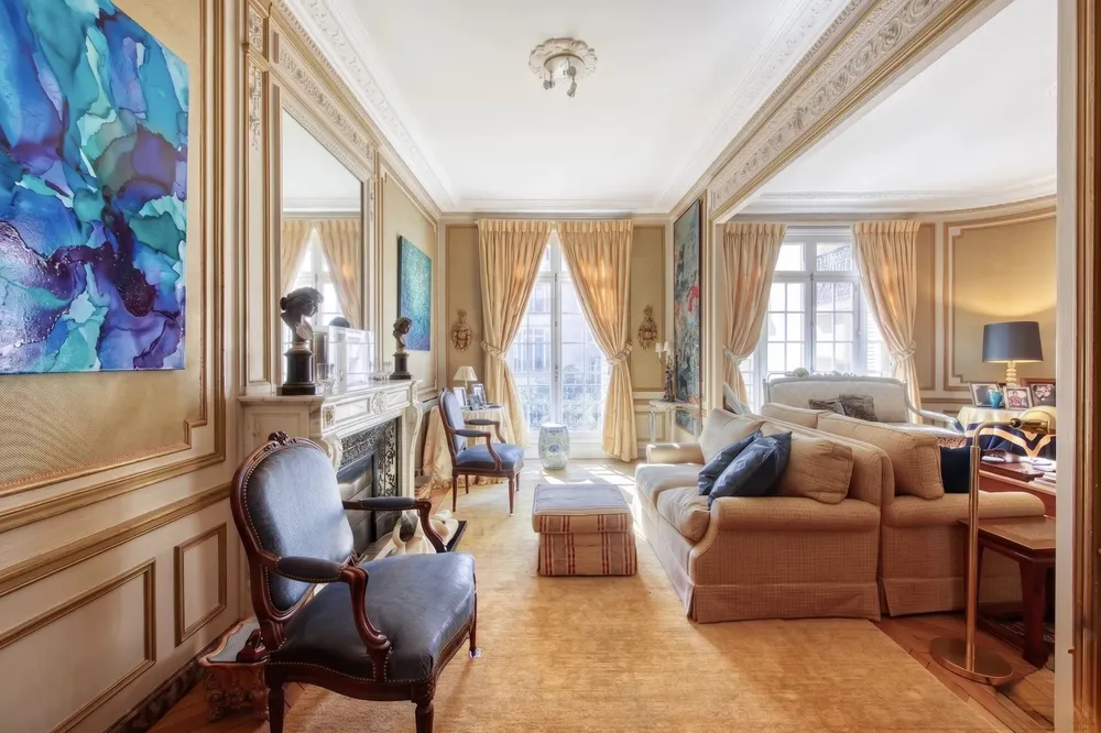 Paris 8th (Faubourg-du-Roule), 75008, France