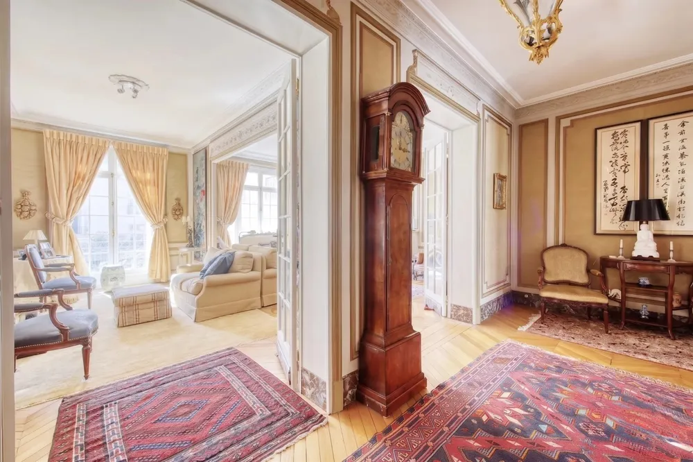 Paris 8th (Faubourg-du-Roule), 75008, France