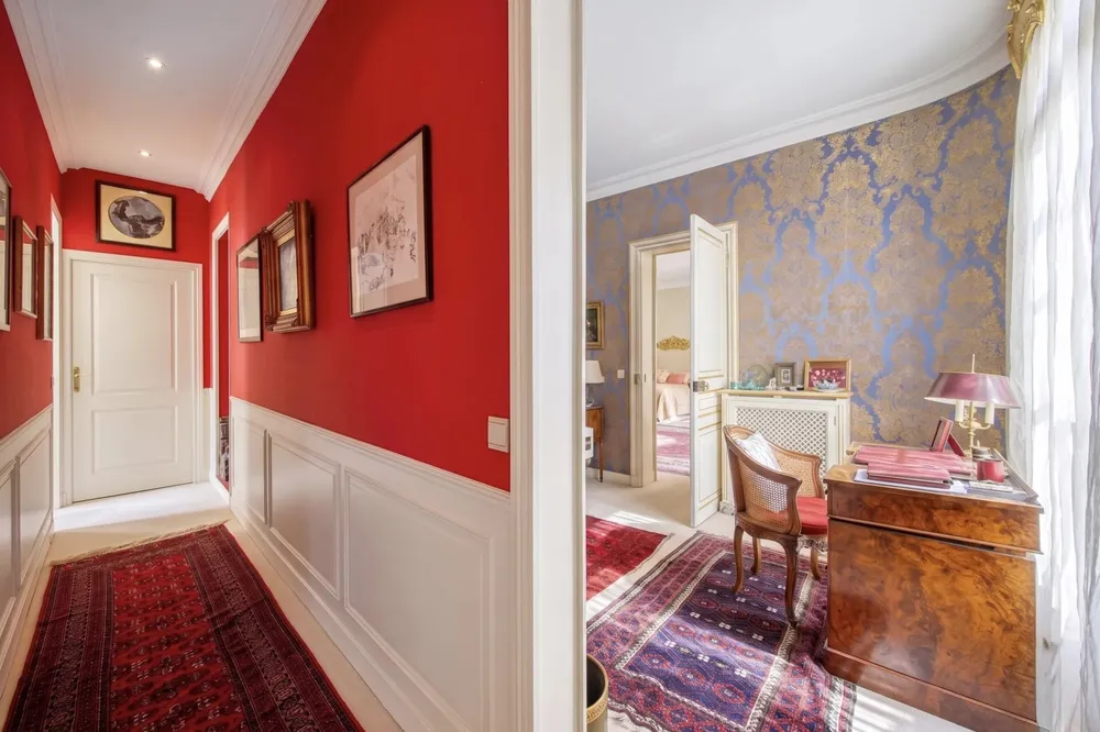 Paris 8th (Faubourg-du-Roule), 75008, France
