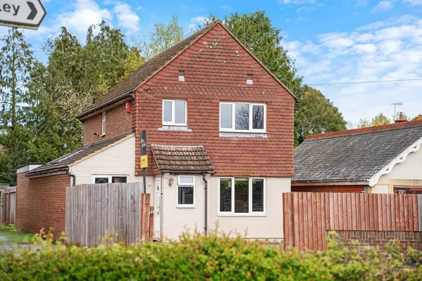 The Street, Charlwood, Horley, RH6