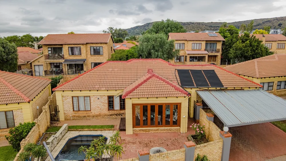 Video tour for South Africa, Gauteng, Pinehaven