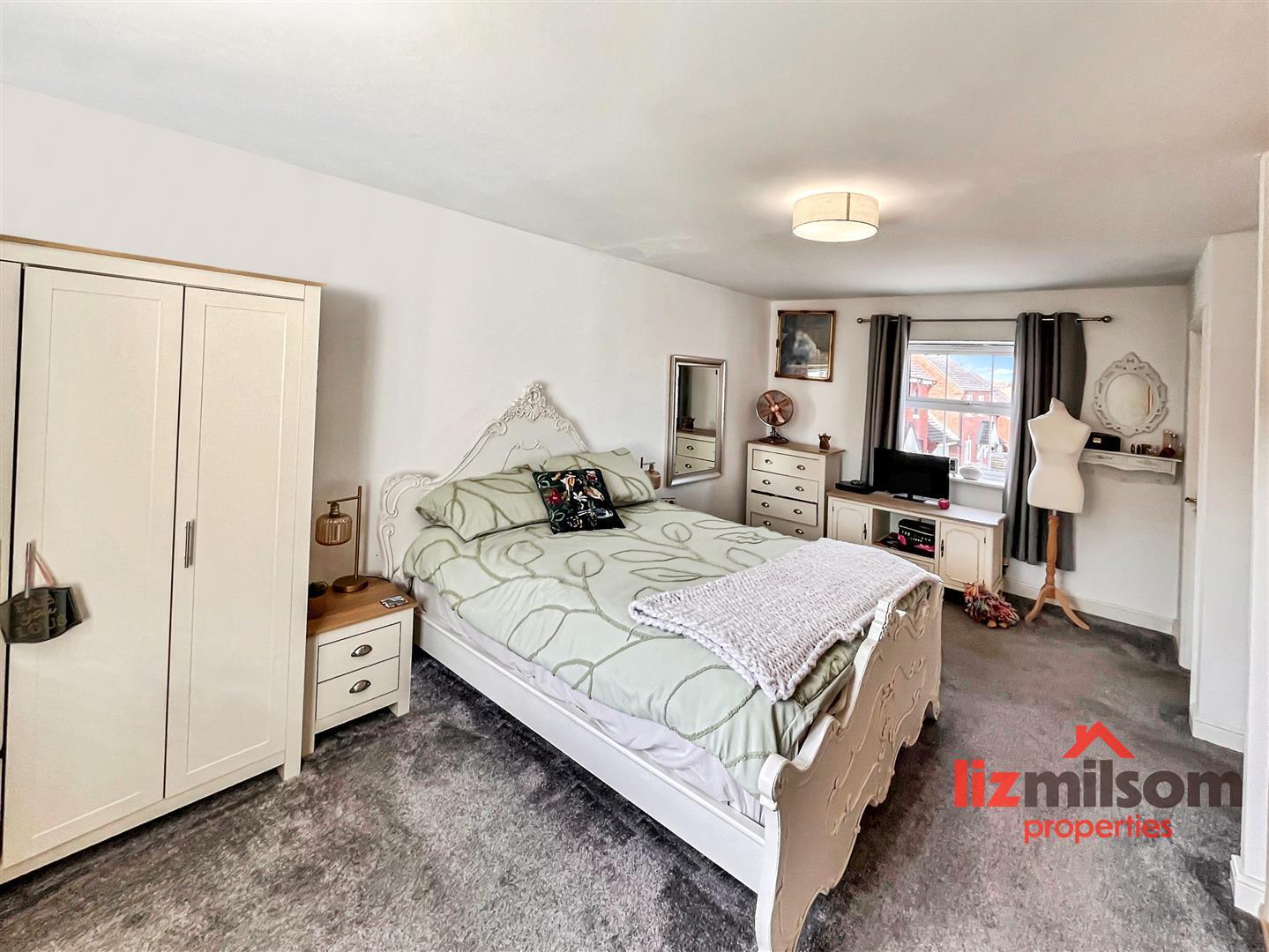 Buckingham Drive, Church Gresley, Swadlincote Image 14