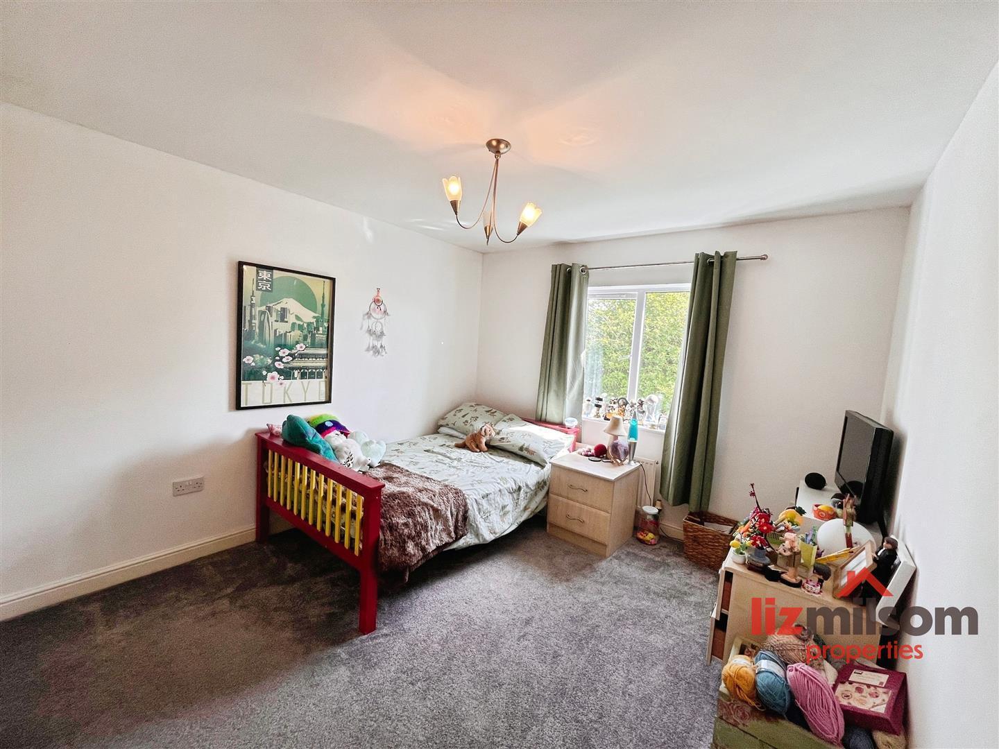 Buckingham Drive, Church Gresley, Swadlincote Image 22