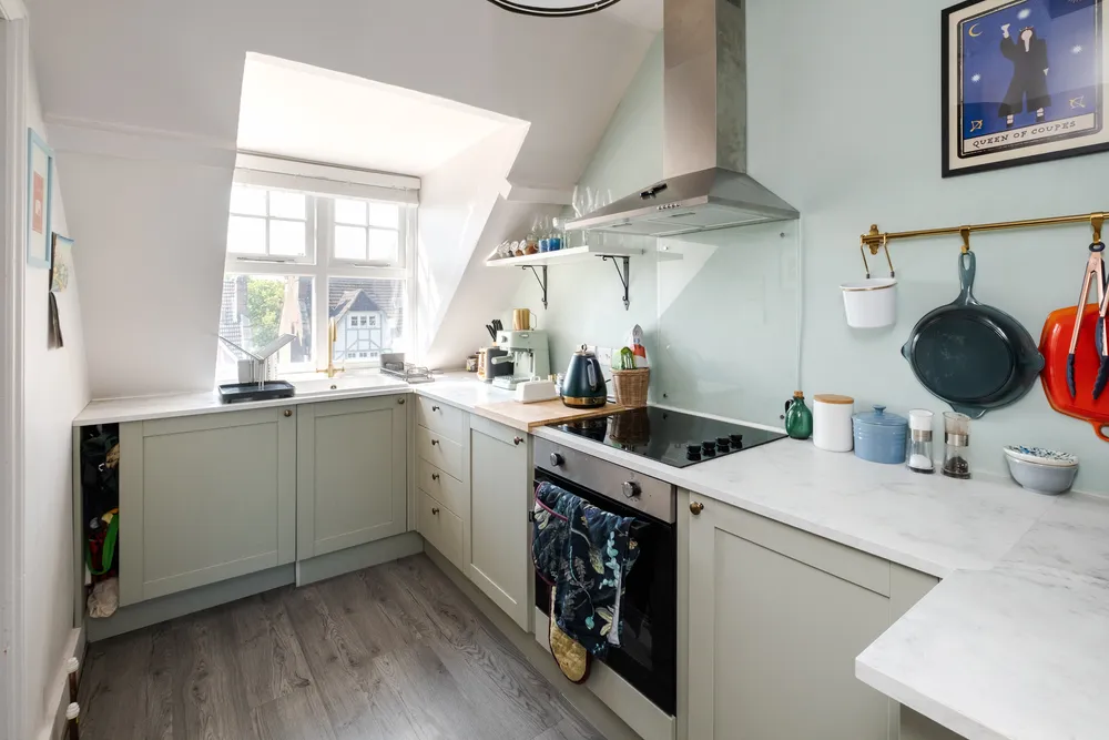 Onslow Gardens, London, N10