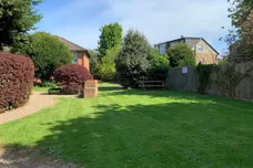 Henry Close, Enfield