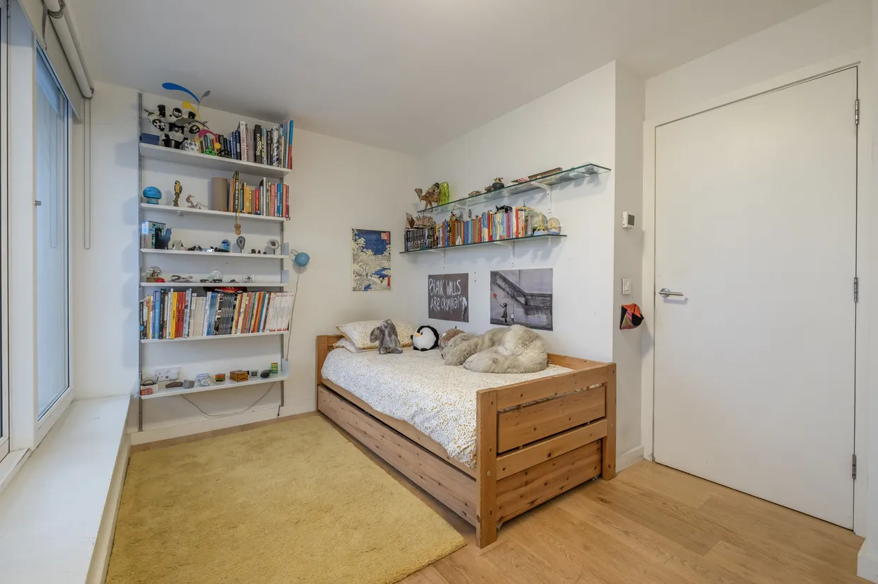 Point Pleasant, London, SW18 photo 11
