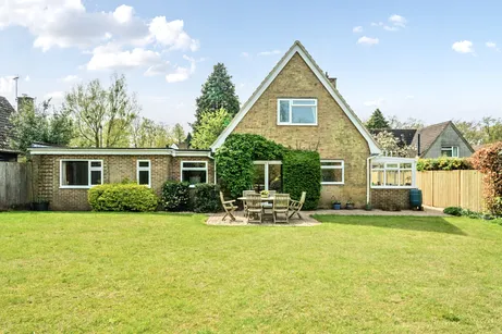 Hewshott Grove, Liphook, GU30