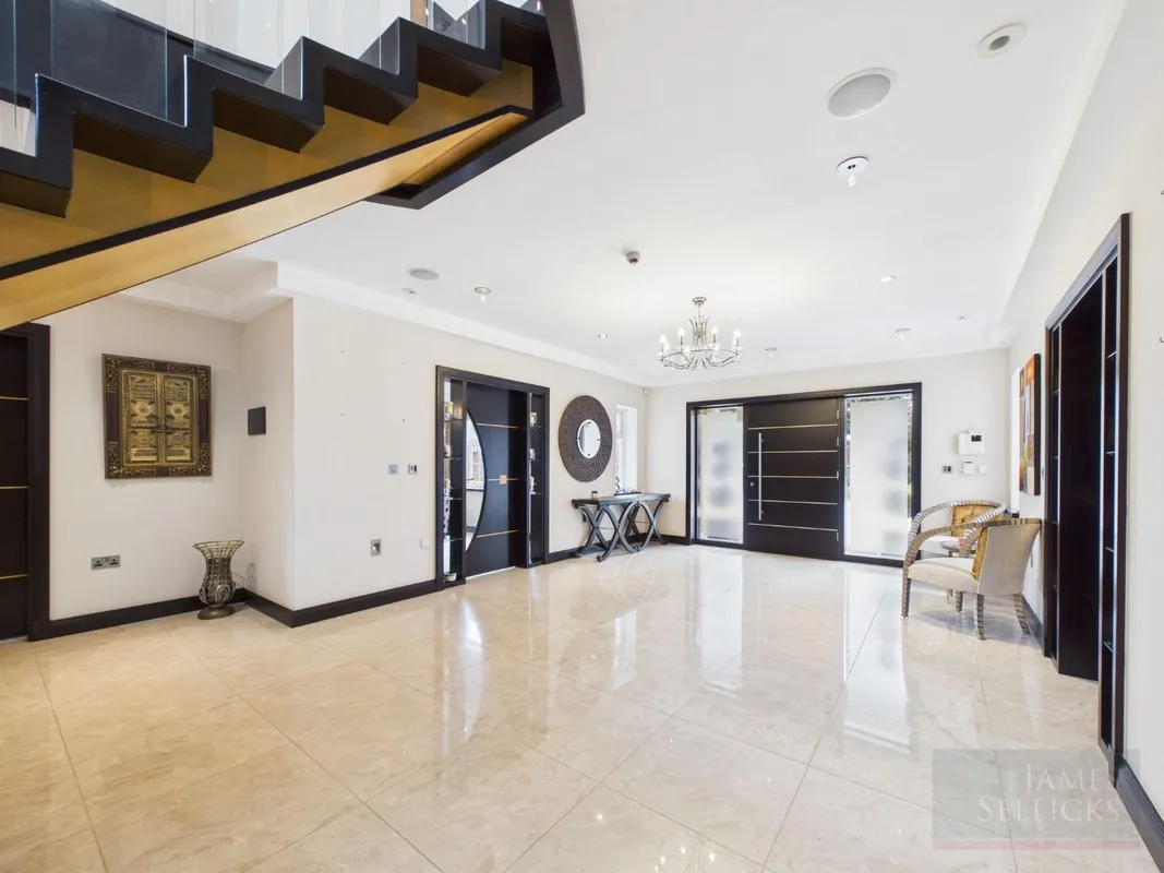 Manor Road, Oadby, Leicestershire