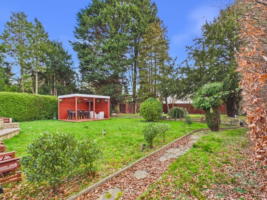 Manor Road, Oadby, Leicestershire